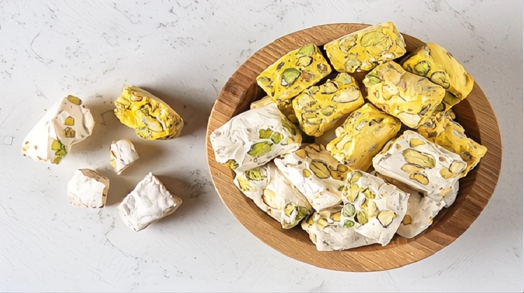 ارسال گز و سوهان به اروپا